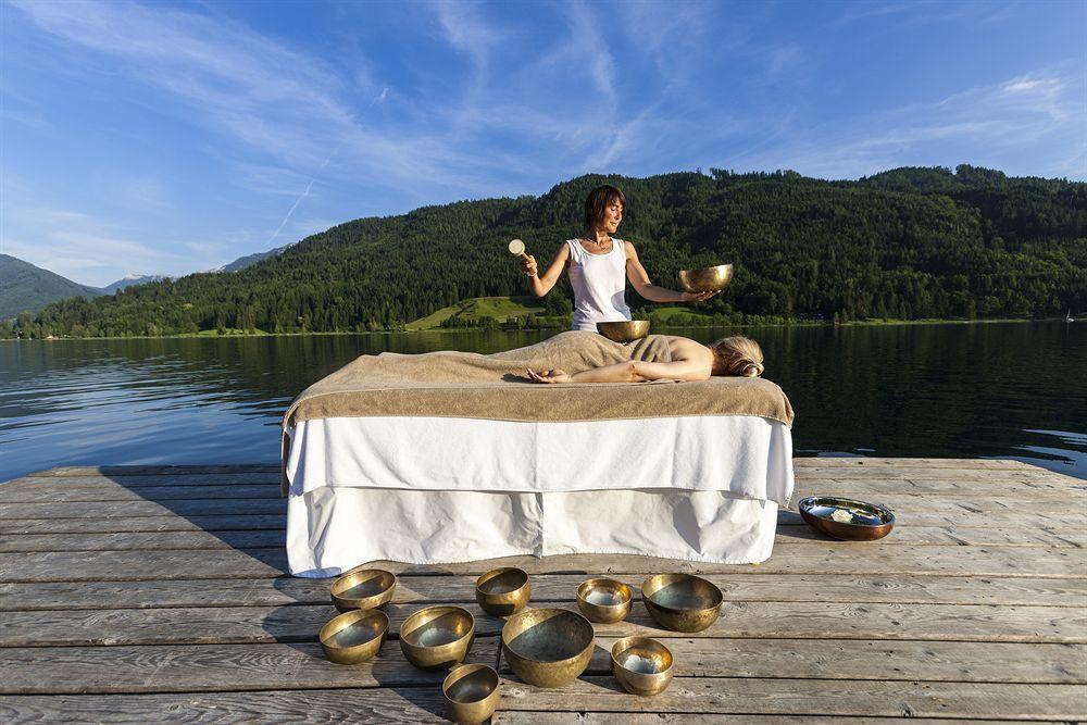 Strandhotel Am Weissensee Exterior photo