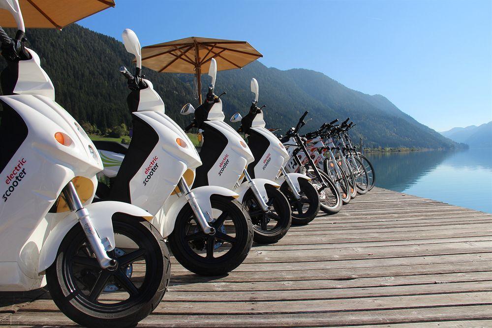 Strandhotel Am Weissensee Exterior photo