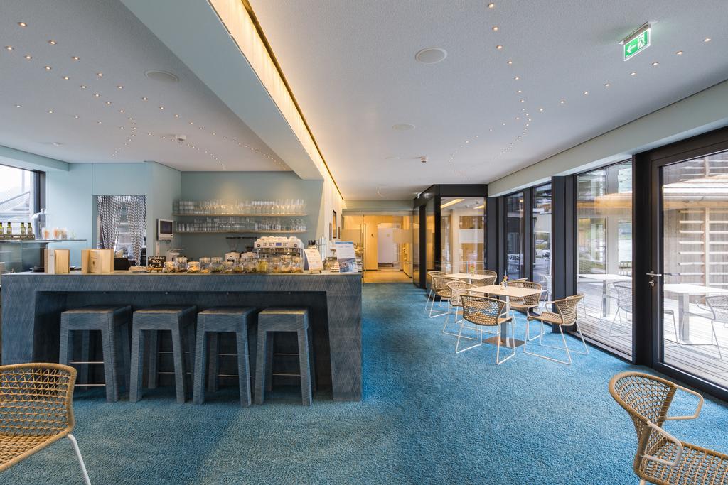 Strandhotel Am Weissensee Exterior photo